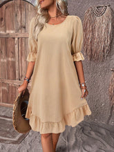 Einfarbiges Smock-Kleid mit Puffärmeln und Rüschensaum (Kaufe 2, versandkostenfrei)