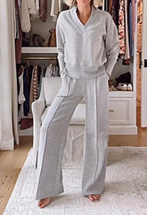 Einfarbiges zweiteiliges Set für Damen: V-Ausschnitt-Oberteil & Hose