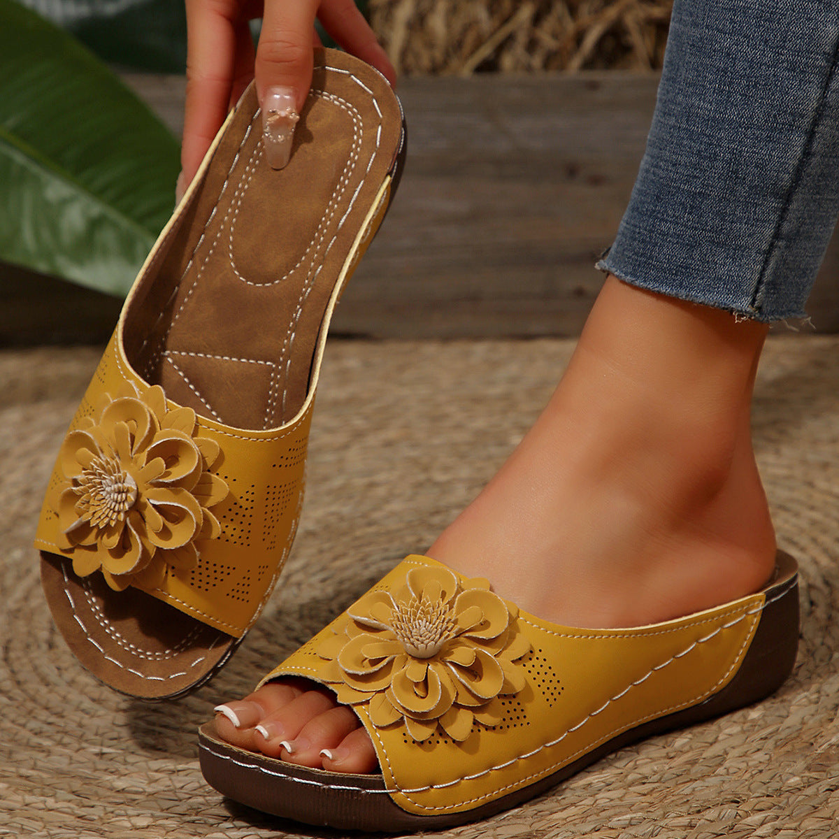 Women's Floral Wedge Sandals -Open-Toe Slip-Ons for Casual Summer Outings