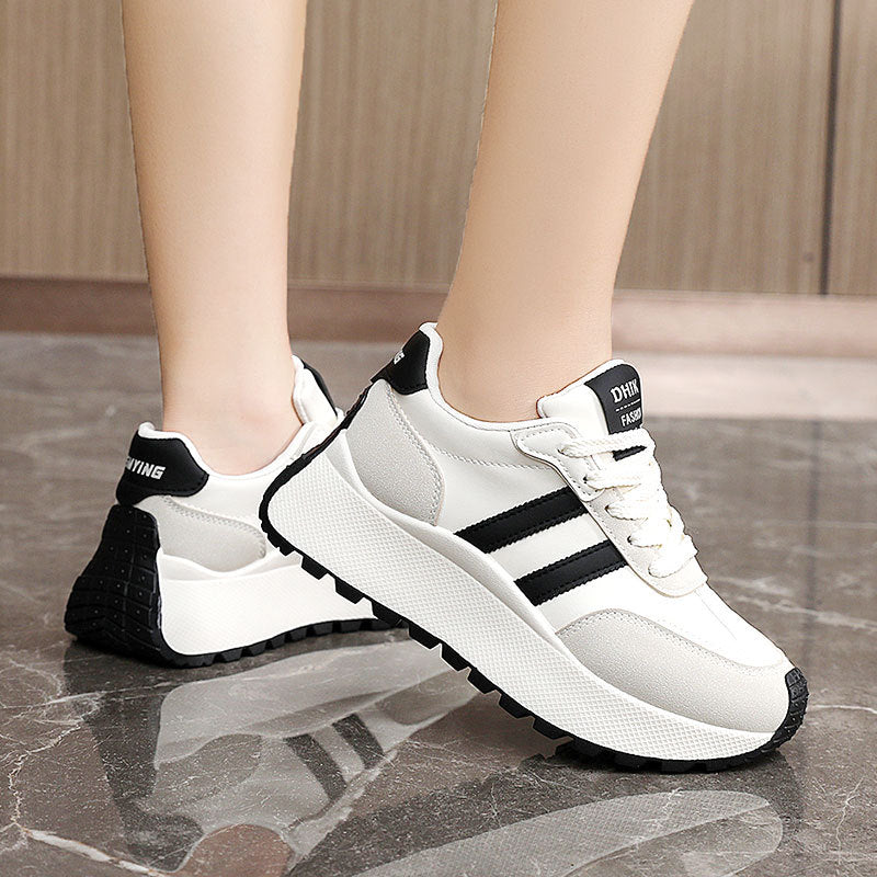 Modischer Damen-Plateau-Sneaker zum Schnüren