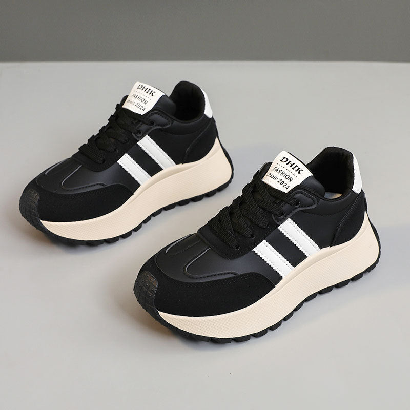 Modischer Damen-Plateau-Sneaker zum Schnüren