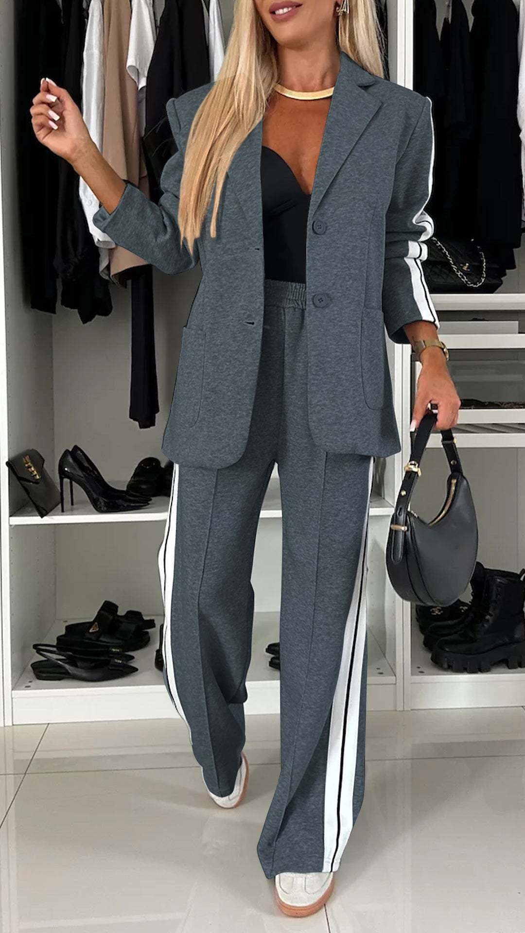 Sportlicher Patchwork-Blazer mit Revers und locker geschnittene Hose mit elastischem Bund und Taschen im Set