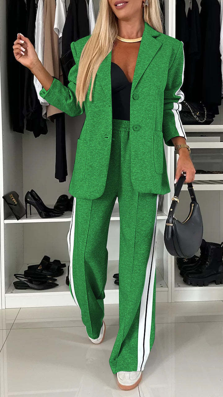 Sportlicher Patchwork-Blazer mit Revers und locker geschnittene Hose mit elastischem Bund und Taschen im Set