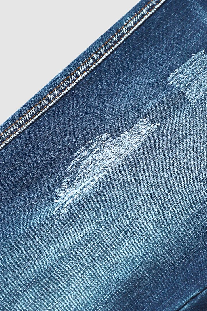 Zerrissene Capri-Jeans mit Umschlagsaum