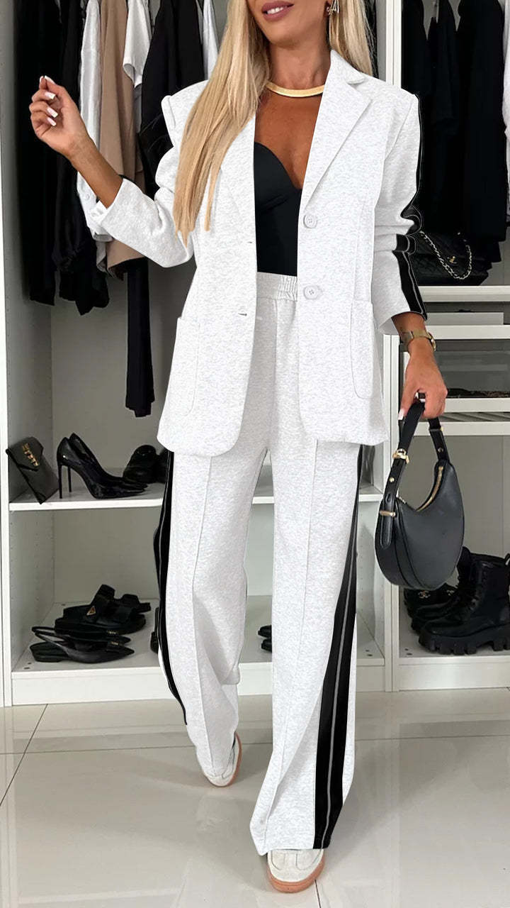 Sportlicher Patchwork-Blazer mit Revers und locker geschnittene Hose mit elastischem Bund und Taschen im Set