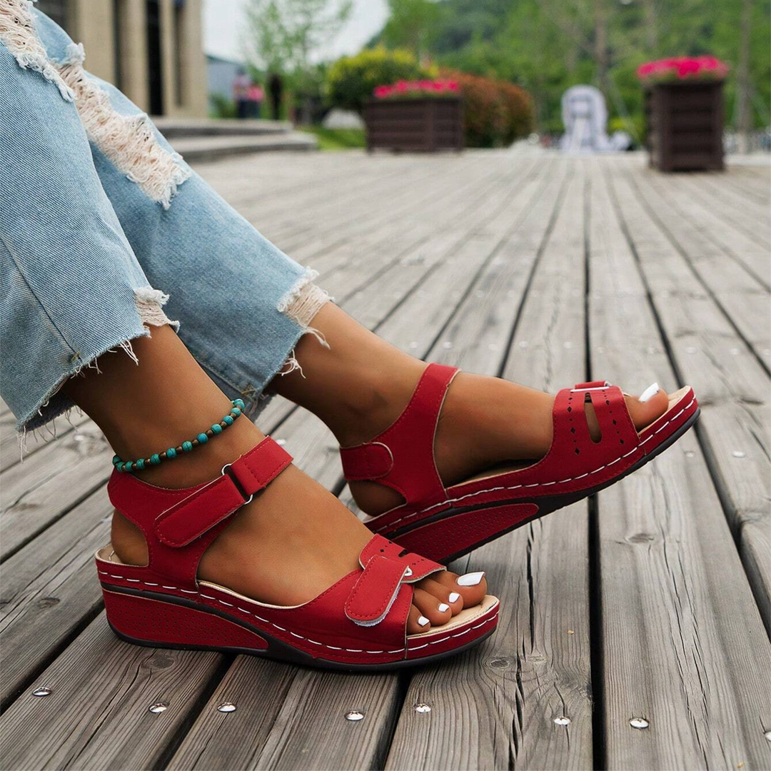 LOOP ANKLE STRAP KEILABSATZ SPORT-SANDALEN