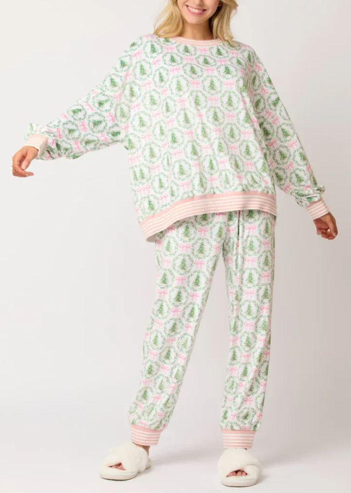 Ladies New Christmas Pajama Set(Buy 2 Free Shipping)