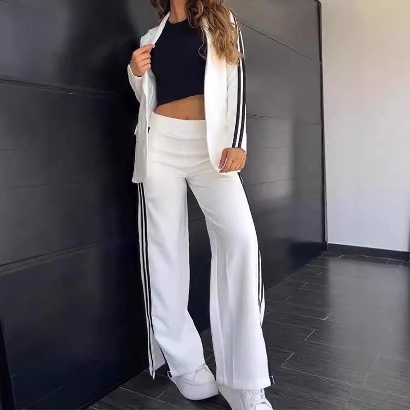 Damen-Blazer mit gekerbtem Revers und weit geschnittener Hose